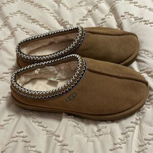 Ugg Tasman size 10 Used but good condition worn only a few times.